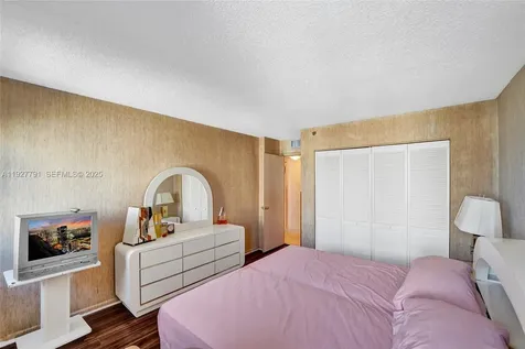 1201 S Ocean Drive Hollywood FL 33019