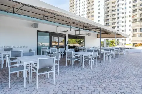 1201 S Ocean Drive Hollywood FL 33019