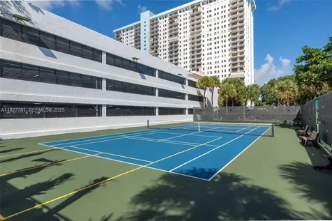 1201 S Ocean Drive Hollywood FL 33019
