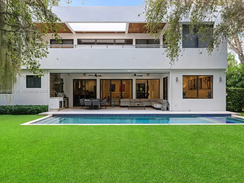 1760 Chucunantah Road Miami FL 33133