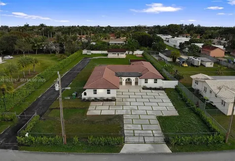 3801 SW 132nd Avenue Miami FL 33175