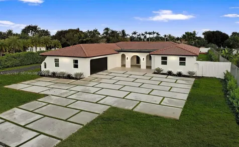 3801 SW 132nd Avenue Miami FL 33175