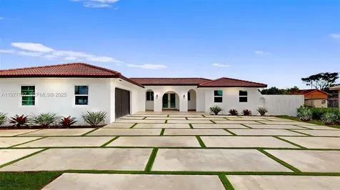 3801 SW 132nd Avenue Miami FL 33175