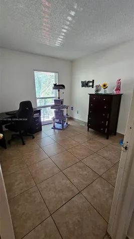 2750 N 34th Avenue Hollywood FL 33021