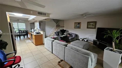 2750 N 34th Avenue Hollywood FL 33021