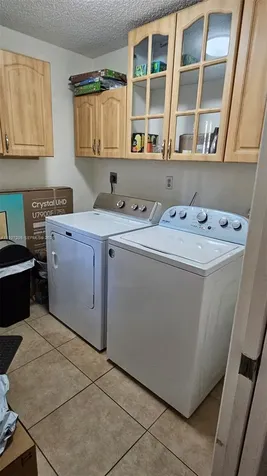 2750 N 34th Avenue Hollywood FL 33021