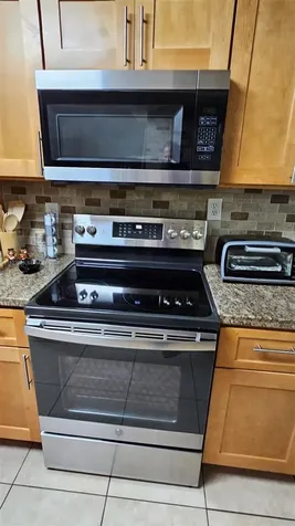 2750 N 34th Avenue Hollywood FL 33021