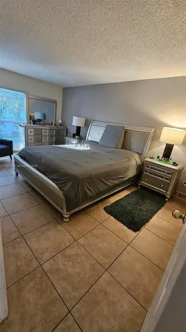 2750 N 34th Avenue Hollywood FL 33021