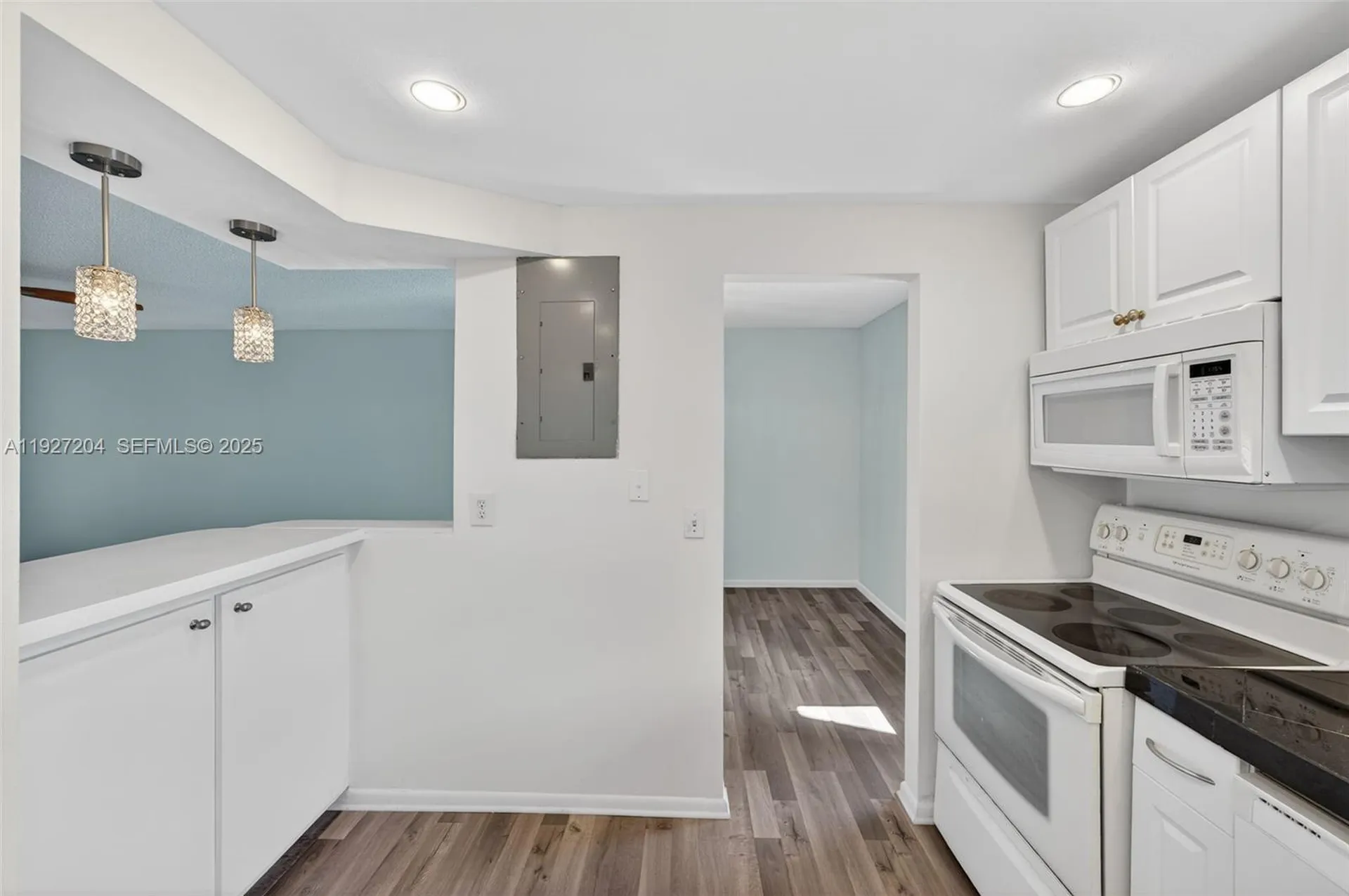 3100 Riverside Drive Coral Springs FL 33065