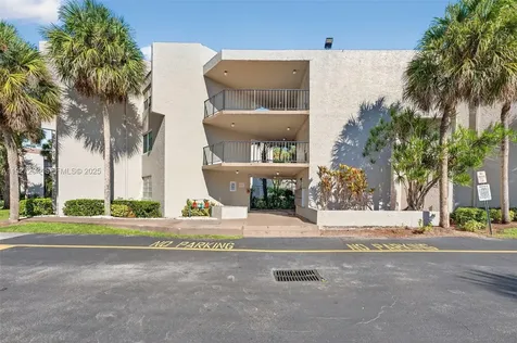 3100 Riverside Drive Coral Springs FL 33065