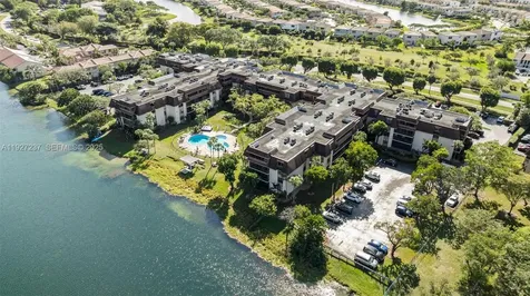 661 NE 195th Street Miami FL 33179