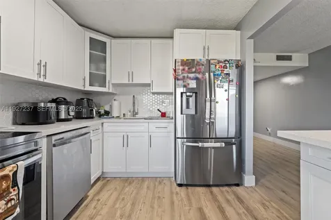 661 NE 195th Street Miami FL 33179
