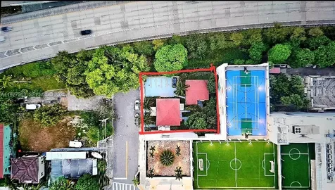 364 SW 11th Street Miami FL 33130