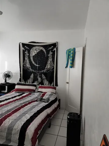 364 SW 11th Street Miami FL 33130