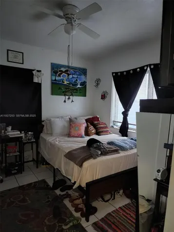 364 SW 11th Street Miami FL 33130