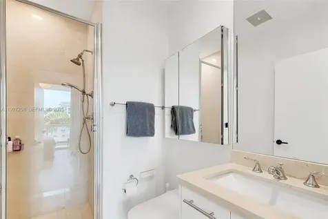 6799 Collins Avenue Miami Beach FL 33141