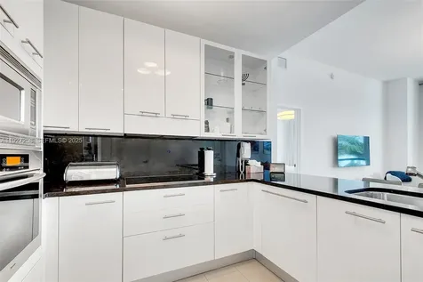 6799 Collins Avenue Miami Beach FL 33141