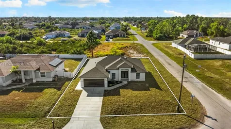 3419 16th Street SW Lehigh Acres FL 33976