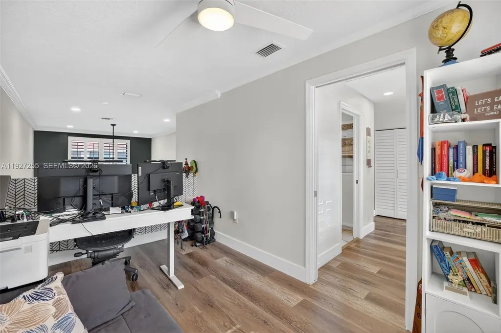 237 City View Drive Fort Lauderdale FL 33311