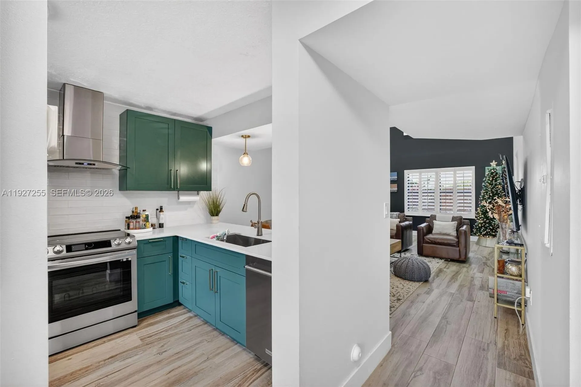 237 City View Drive Fort Lauderdale FL 33311