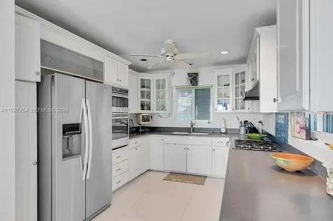 166 Bayview Drive Islamorada FL 33036