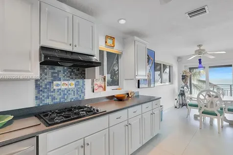 166 Bayview Drive Islamorada FL 33036