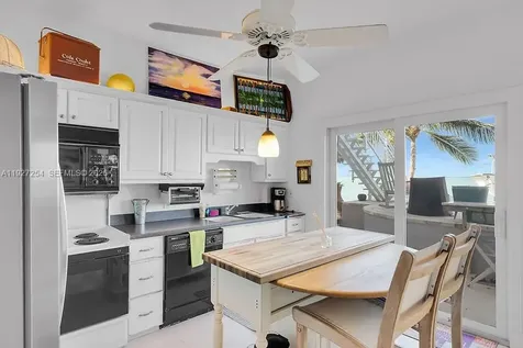 166 Bayview Drive Islamorada FL 33036