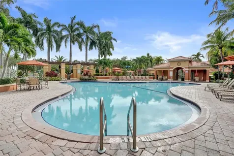 4909 Schooner Drive Fort Lauderdale FL 33312