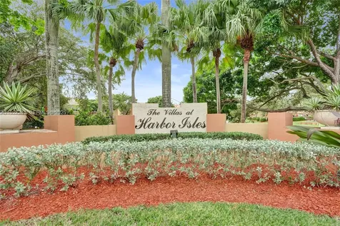 4909 Schooner Drive Fort Lauderdale FL 33312