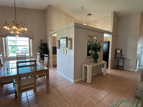 5275 Tiffany Anne Circle West Palm Beach FL 33417