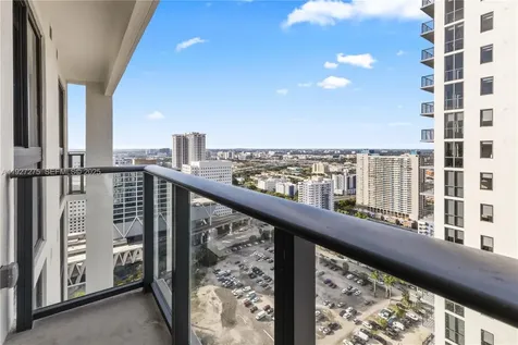 11 NE 6th Street Miami FL 33132