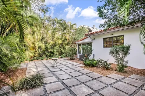 407 Minorca Avenue Coral Gables FL 33134