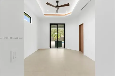 105 SW 33rd Place Cape Coral FL 33991