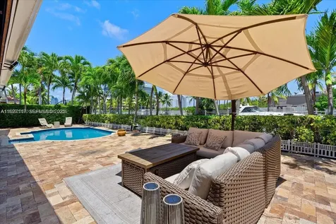 3220 NE 164th Street Sunny Isles Beach FL 33160