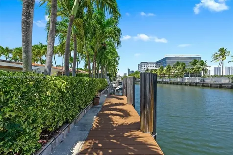 3220 NE 164th Street Sunny Isles Beach FL 33160