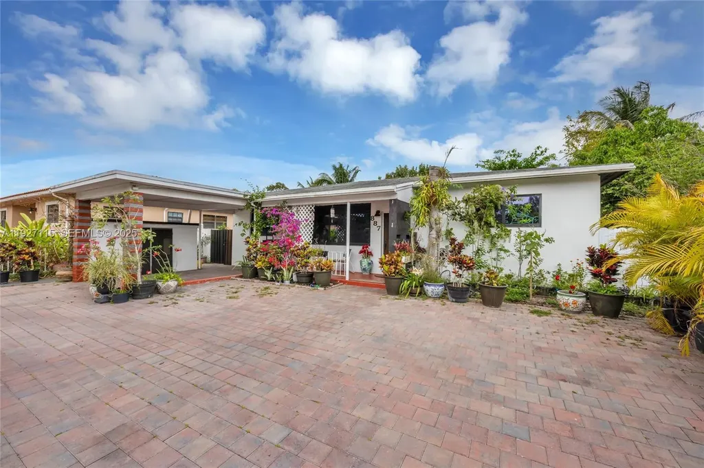 887 NE 145th Street North Miami FL 33161