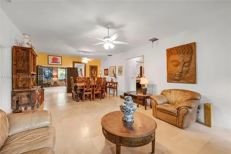 887 NE 145th Street North Miami FL 33161