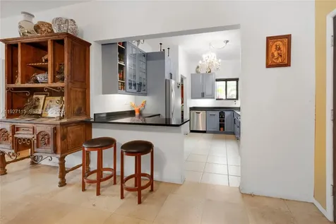 887 NE 145th Street North Miami FL 33161