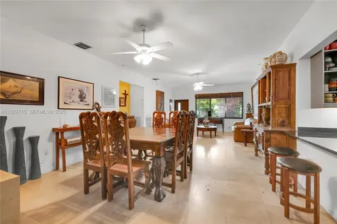 887 NE 145th Street North Miami FL 33161