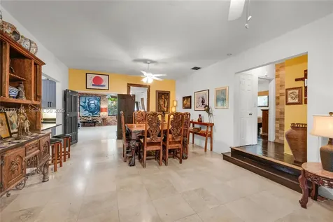 887 NE 145th Street North Miami FL 33161
