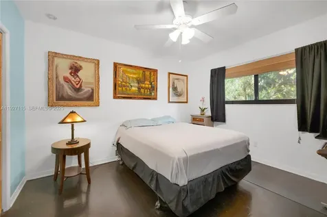 887 NE 145th Street North Miami FL 33161