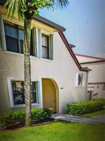 11200 Taft Street Pembroke Pines FL 33026