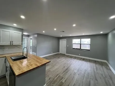 5415 NW 22nd Street Lauderhill FL 33313