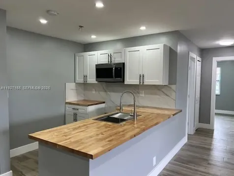 5415 NW 22nd Street Lauderhill FL 33313