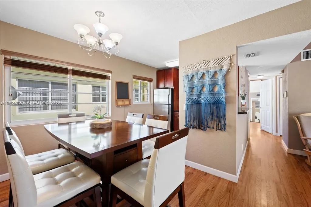 8345 Byron Avenue Miami Beach FL 33141