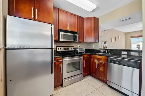 8345 Byron Avenue Miami Beach FL 33141
