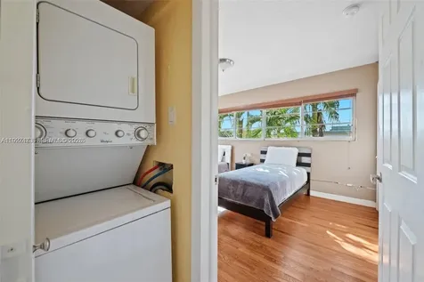8345 Byron Avenue Miami Beach FL 33141