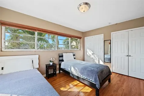 8345 Byron Avenue Miami Beach FL 33141