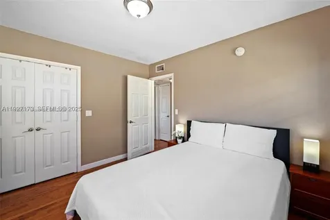 8345 Byron Avenue Miami Beach FL 33141