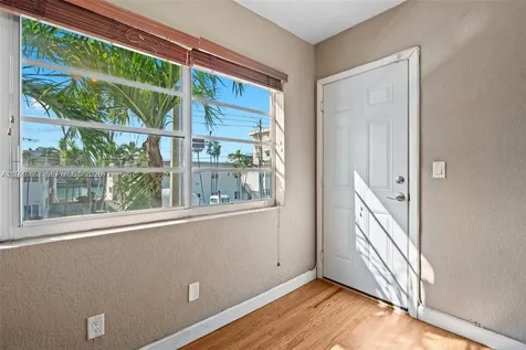 8345 Byron Avenue Miami Beach FL 33141
